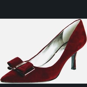 AK Haleigh Anne Klein iflex Burgundy Pumps